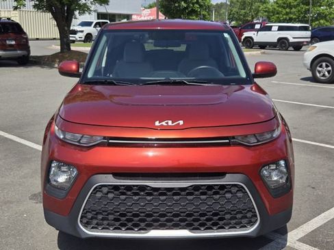 Used 2022 Kia Soul LX FWD image 8