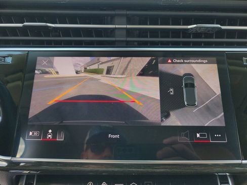 Used 2024 Audi Q7 3.0T Premium Plus image 18