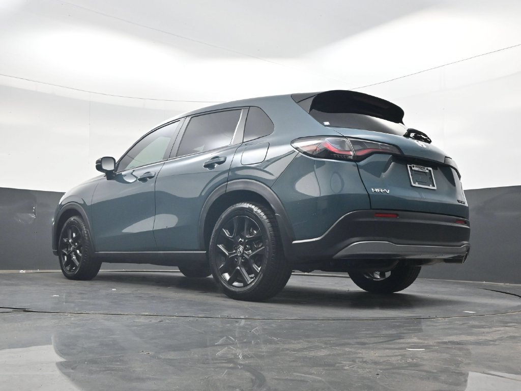 Certified 2025 Honda HR-V Sport image 31