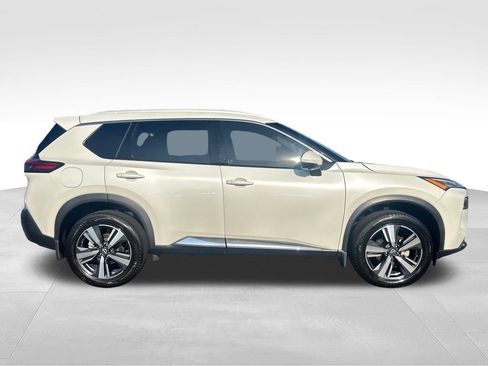 Used 2023 Nissan Rogue SL FWD image 6