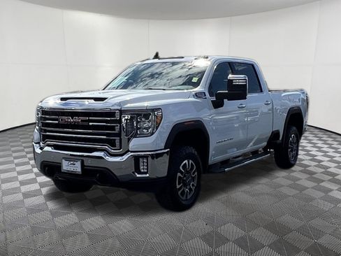 Used 2023 GMC Sierra 3500 SLT w/ SLT Convenience Package AWD/4WD image 3