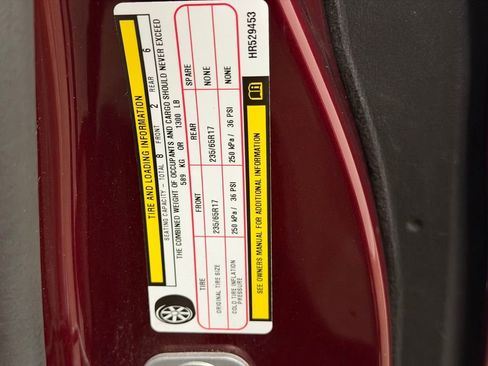 Used 2017 Chrysler Pacifica Touring image 24