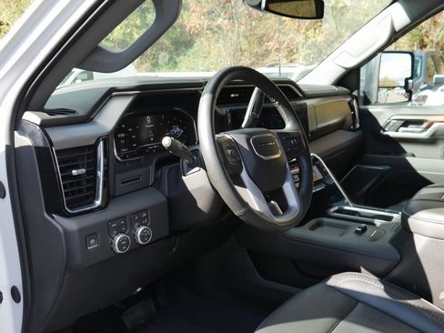 Used 2024 GMC Sierra 2500 Denali w/ Snow Plow Prep/Camper Package image 10