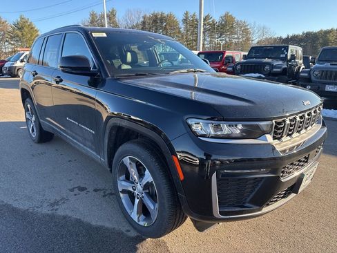 New 2026 Jeep Grand Cherokee Limited image 7