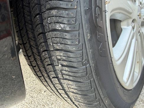 Used 2017 Chevrolet Spark LT image 33