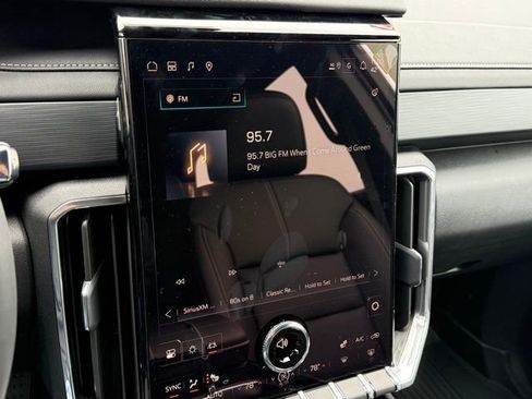 New 2026 GMC Acadia Elevation w/ Black Edition AWD/4WD image 29