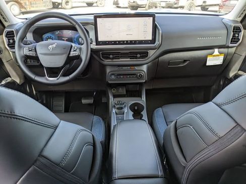 New 2025 Ford Bronco Sport Outer Banks image 14