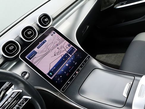 Certified 2024 Mercedes-Benz C 300 4MATIC Sedan image 19