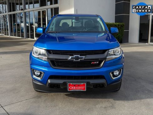 Used 2018 Chevrolet Colorado Z71 image 2