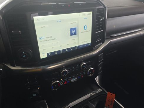 Used 2022 Ford F150 Lariat w/ Equipment Group 502A High image 10