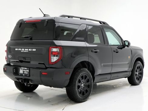 Used 2025 Ford Bronco Sport Badlands image 9