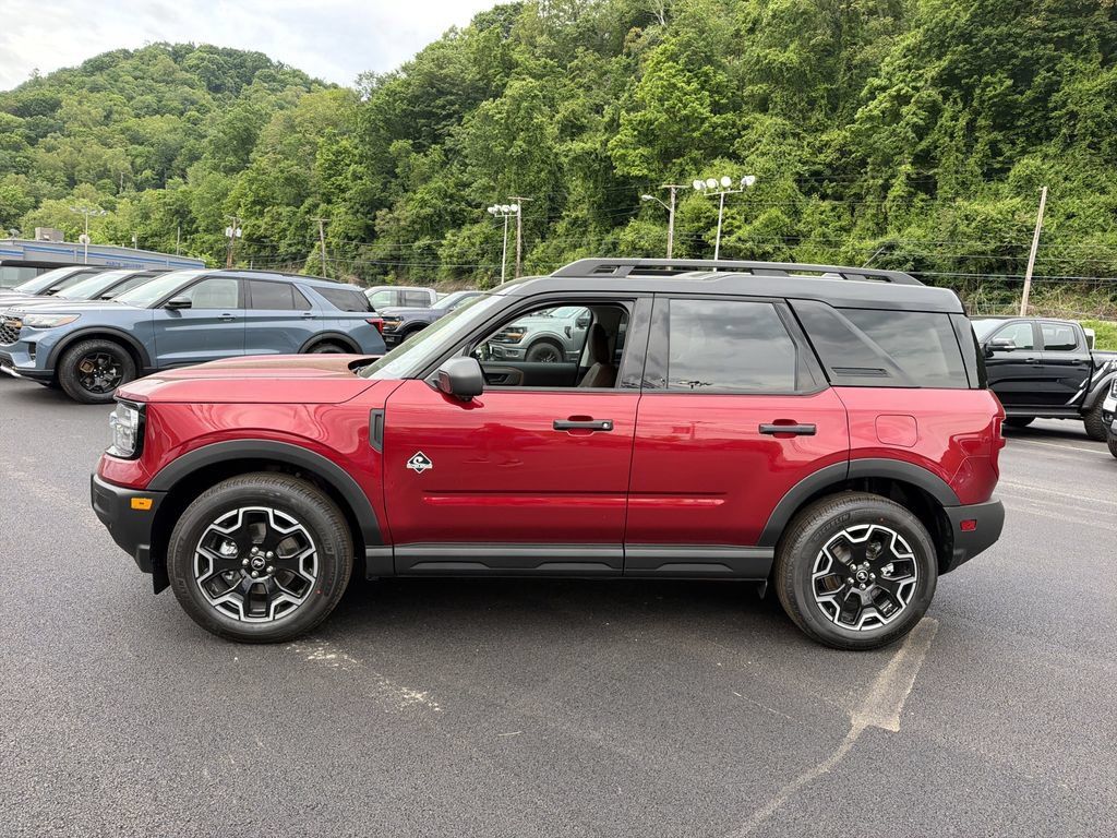New 2026 Ford Bronco Sport Outer Banks w/ Outer Banks Tech Package+ AWD/4WD image 8