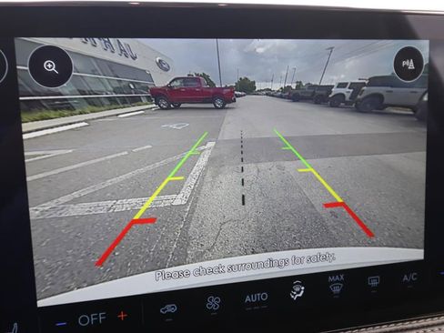 Used 2025 Lincoln Corsair FWD image 4