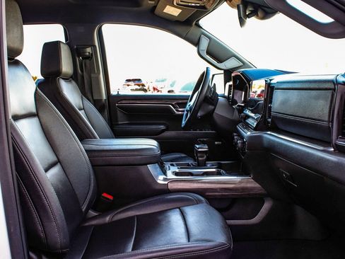 Used 2023 Chevrolet Silverado 1500 LTZ w/ Z71 Off-Road Package image 38