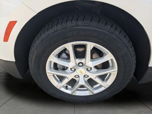 Used 2024 Chevrolet Equinox LT AWD/4WD image 7