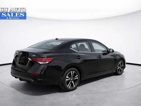 Used 2024 Nissan Sentra SV FWD image 5