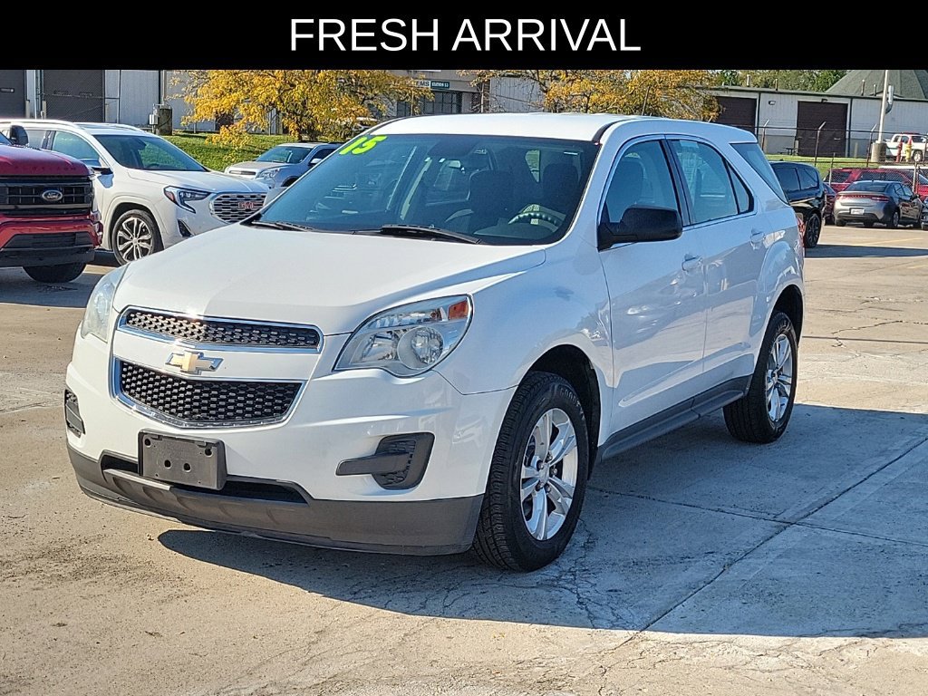 Used 2015 Chevrolet Equinox LS FWD image 2