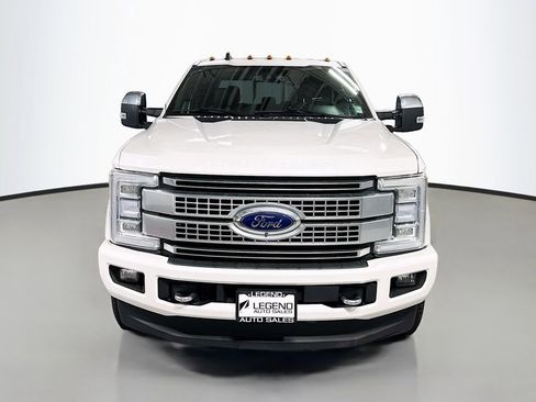 Used 2019 Ford F350 Platinum w/ Platinum Ultimate Package AWD/4WD image 2