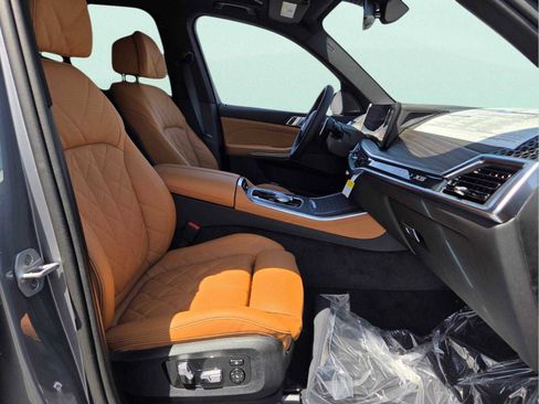New 2026 BMW X5 sDrive40i w/ M Sport Package RWD image 16