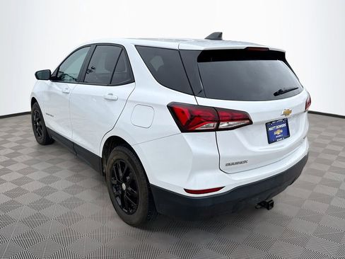 Used 2022 Chevrolet Equinox LS w/ LS Convenience Package image 7