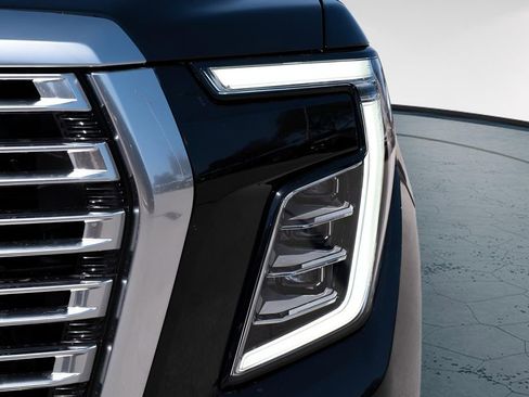 New 2026 GMC Yukon XL Denali w/ Denali Reserve Package image 3
