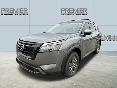 New 2025 Nissan Pathfinder SV w/ SV Premium Package