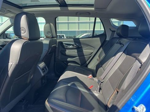 Used 2024 GMC Terrain AT4 w/ Tech Package AWD/4WD image 17