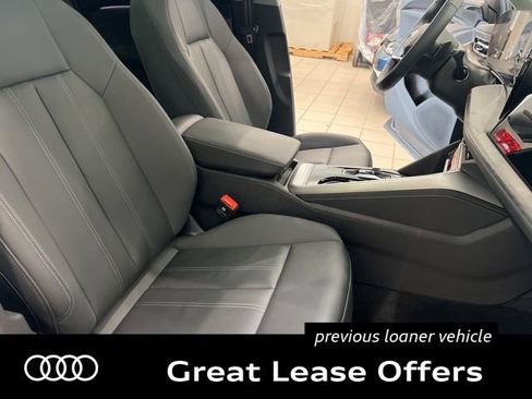 Used 2025 Audi Q5 Premium w/ Convenience Package AWD/4WD image 21