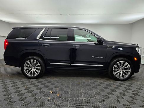 Used 2021 GMC Yukon Denali w/ Denali Premium Package image 15