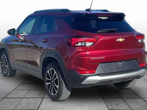Used 2025 Chevrolet TrailBlazer LT w/ Convenience Package image 10