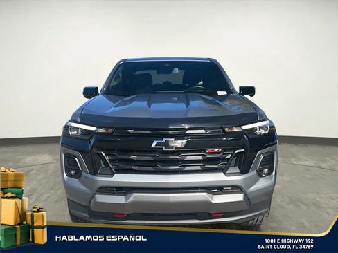 Used 2024 Chevrolet Colorado Z71 w/ Z71 Convenience Package 2 image 9