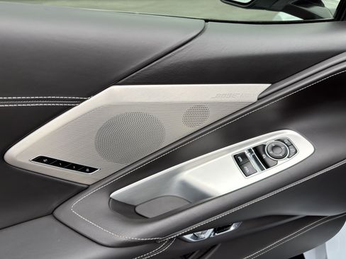 Used 2021 Chevrolet Corvette Stingray Premium Cpe w/ Z51 Performance Package RWD image 19
