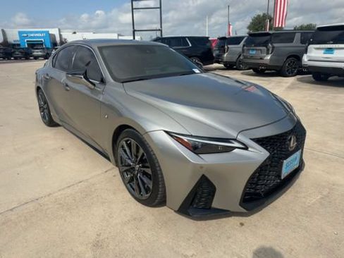 Used 2022 Lexus IS 350 F Sport RWD image 2