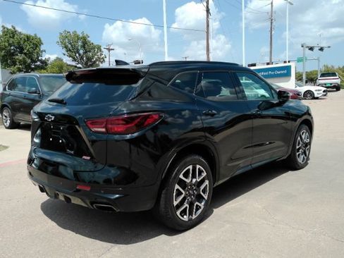 Used 2024 Chevrolet Blazer RS w/ Driver Confidence II Package FWD image 6