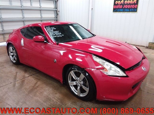 Used 2009 Nissan 370Z Touring RWD image 4