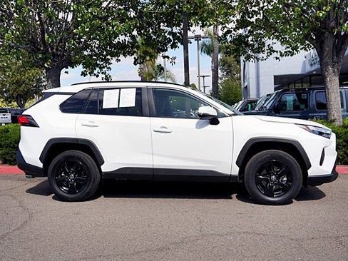 Used 2025 Toyota RAV4 XLE w/ Convenience Package FWD image 7