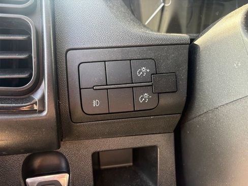 Used 2026 RAM ProMaster 2500 w/ Convenience Group FWD image 15