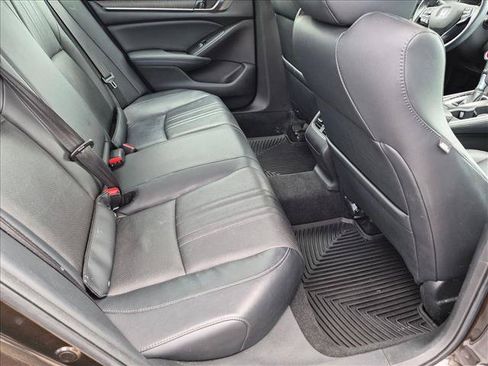 Used 2018 Honda Accord EX-L image 19
