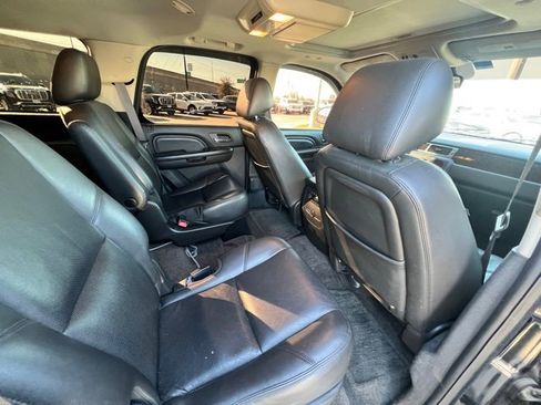 Used 2013 GMC Yukon Denali image 8