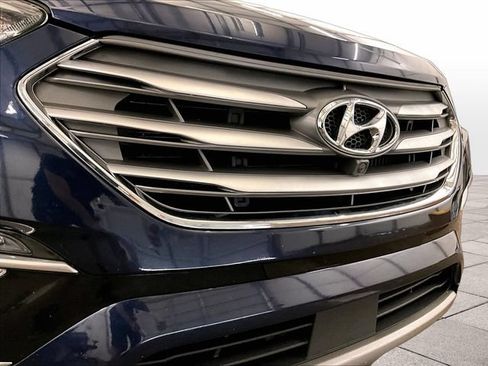 Used 2017 Hyundai Santa Fe Sport w/ 2.0T Ultimate Tech Package 05 FWD image 30