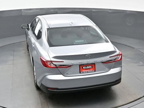 Used 2025 Toyota Camry LE image 37