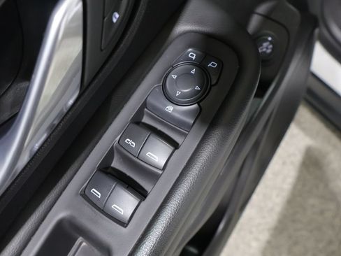 Used 2024 GMC Terrain SLT AWD/4WD image 14