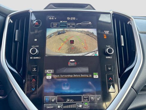Used 2024 Subaru Ascent Touring AWD/4WD image 14