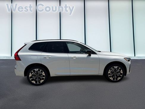New 2026 Volvo XC60 T8 Plus w/ Climate Package AWD/4WD image 2