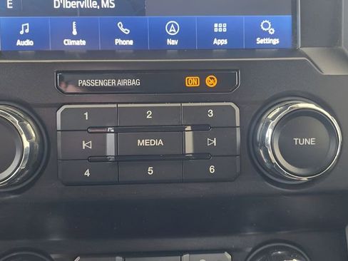 Used 2021 Ford F350 Lariat w/ Lariat Ultimate Package AWD/4WD image 31