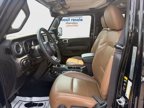 Used 2023 Jeep Wrangler Unlimited Sahara w/ Dual Top Group AWD/4WD image 11