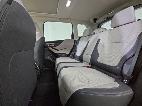 Used 2022 Subaru Forester Premium image 20