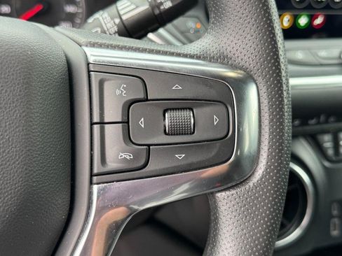 Used 2024 Chevrolet Blazer LT w/ Convenience Package FWD image 17