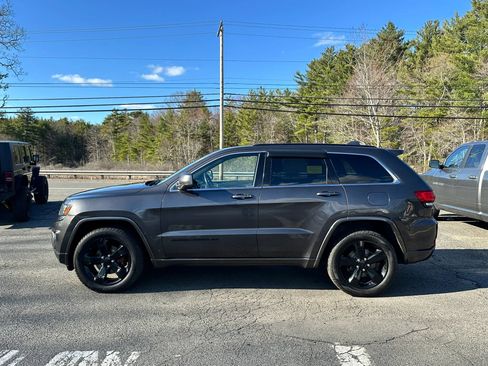 Used 2015 Jeep Grand Cherokee Altitude image 4