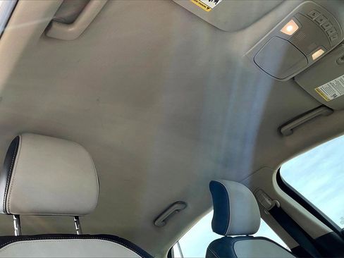 Used 2019 Ford Fusion SE w/ Equipment Group 151A image 17